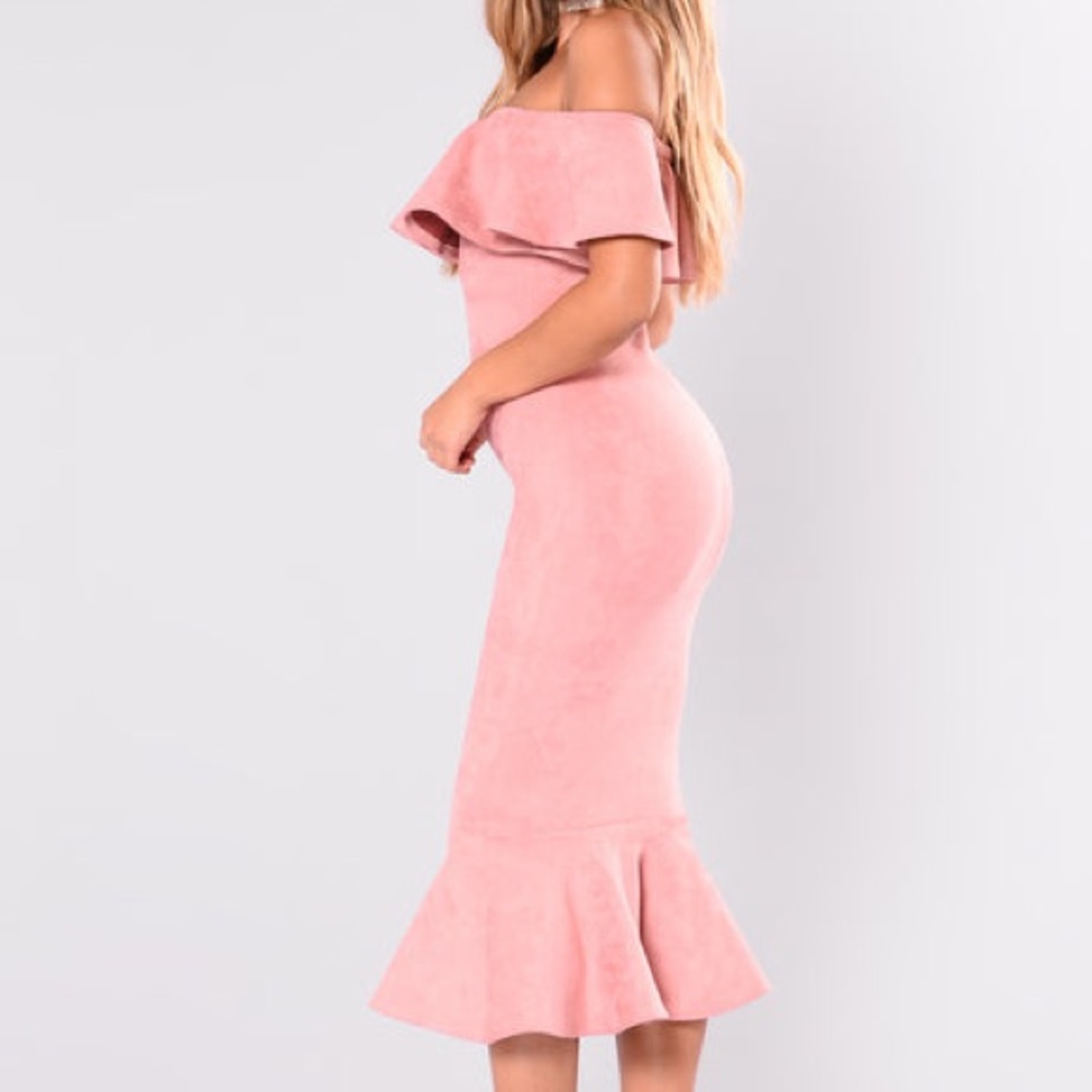 Fashion Nova Pink Ruffled Off-Shoulder Bodycon Midi Dress - Picture 7 of 8